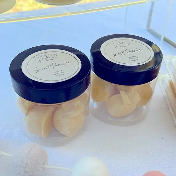 Coconut Cashmere Scented Pineapple Shaped Wax Melts - Picture 3 of 3